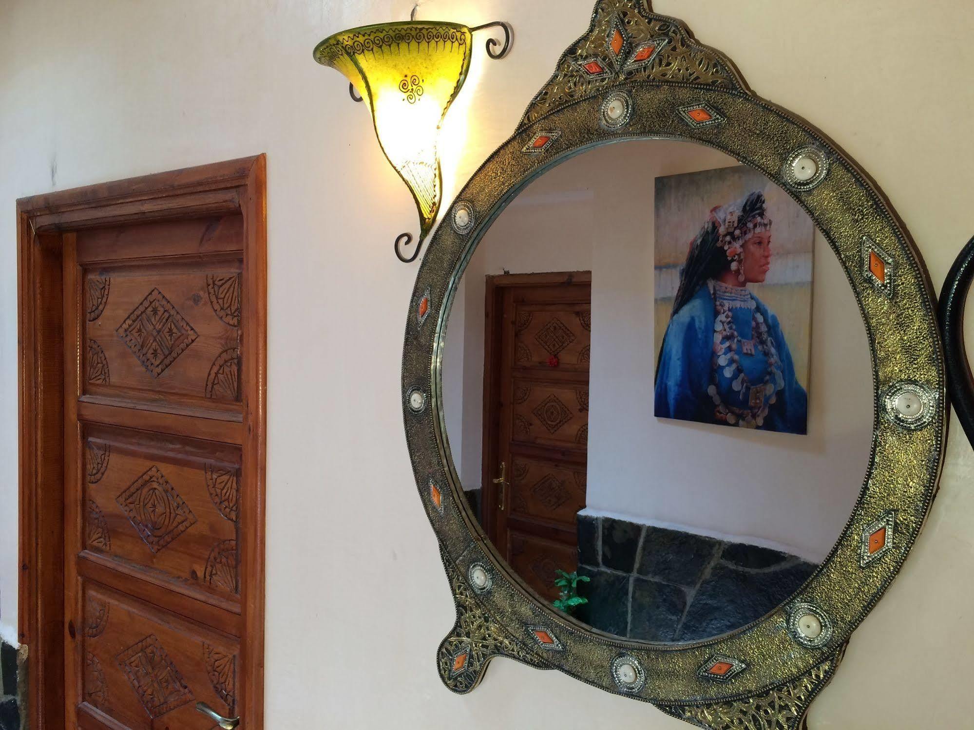 Hotel Dar Aglzime à Aroumd Extérieur photo