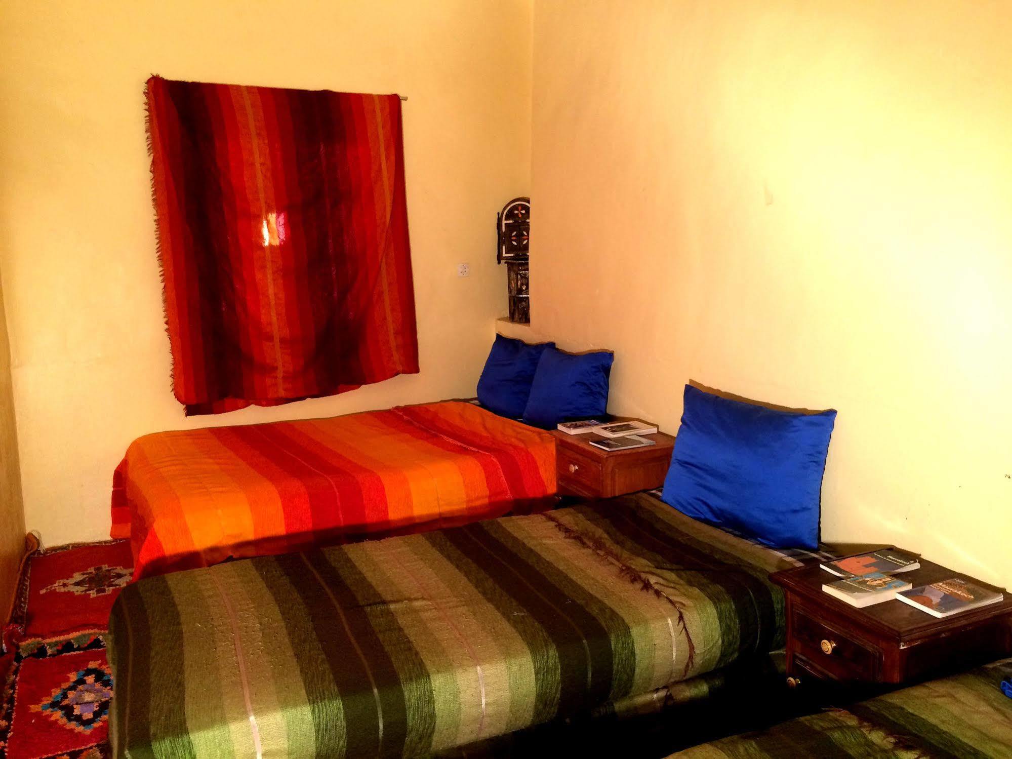 Hotel Dar Aglzime à Aroumd Extérieur photo