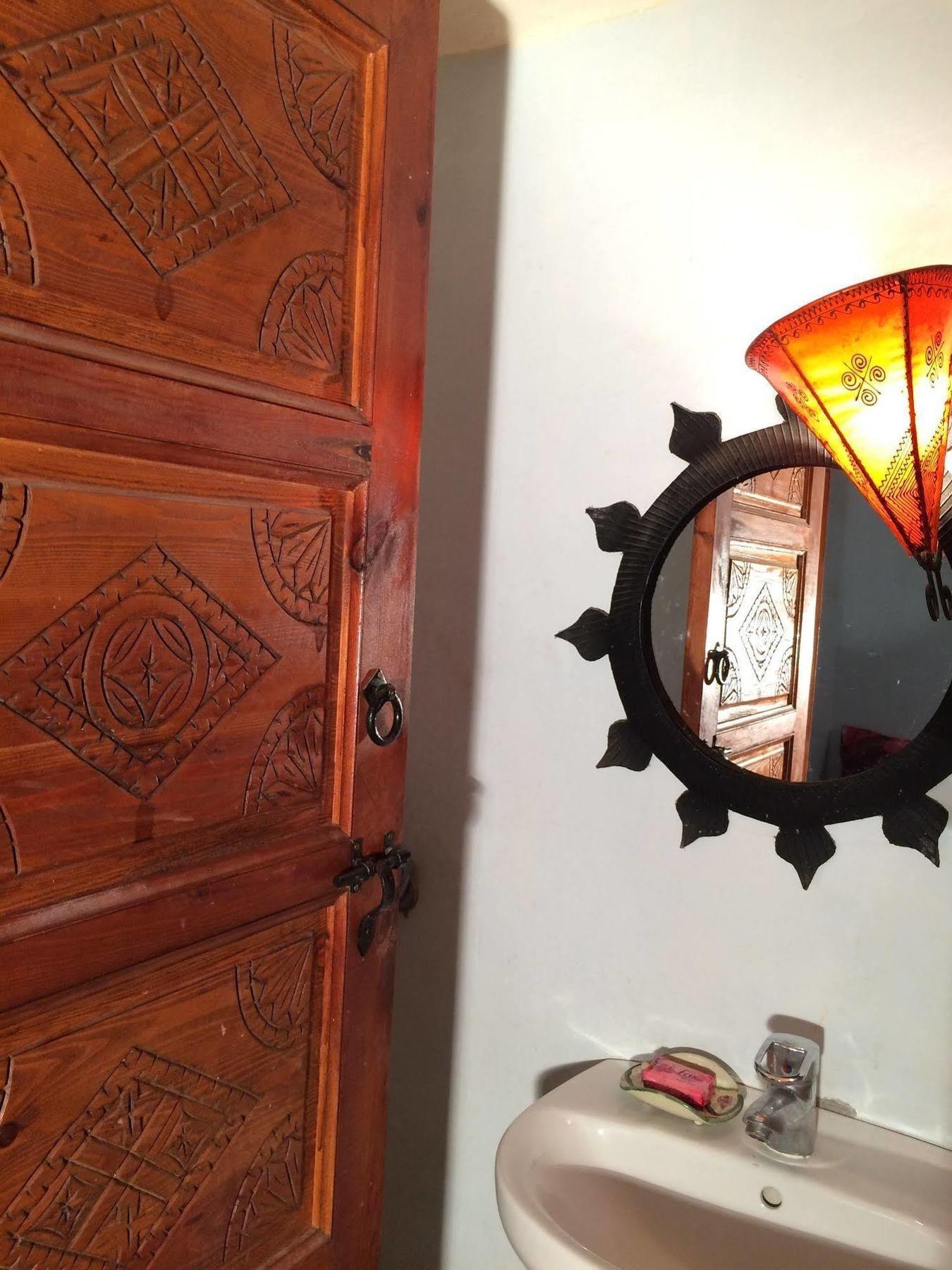Hotel Dar Aglzime à Aroumd Extérieur photo