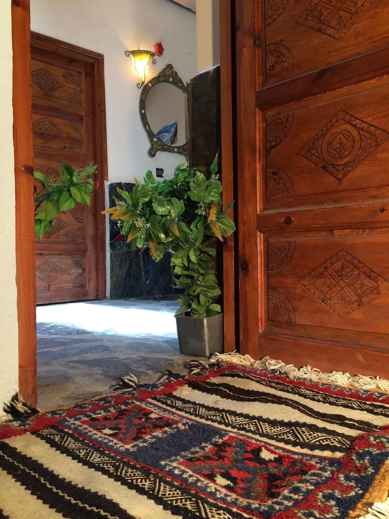 Hotel Dar Aglzime à Aroumd Extérieur photo