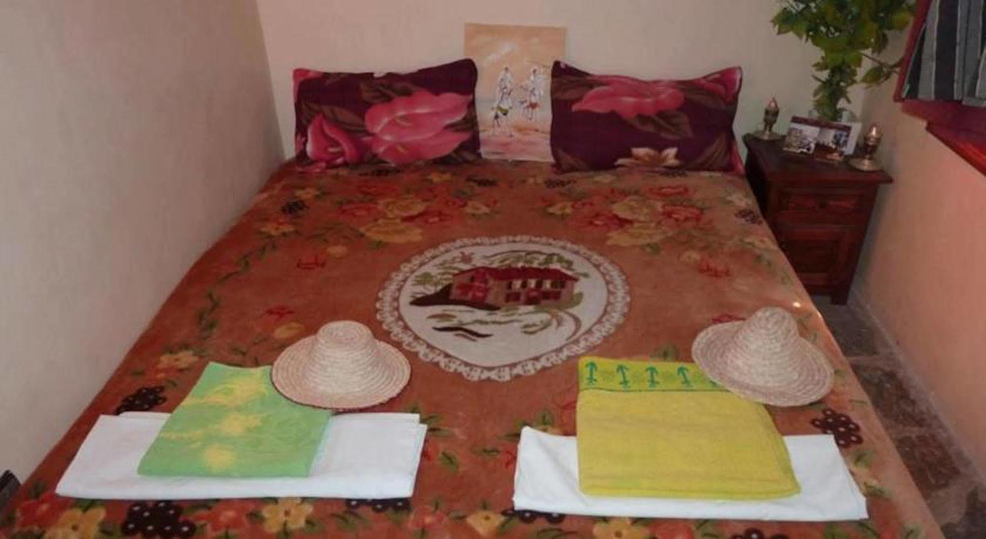 Hotel Dar Aglzime à Aroumd Extérieur photo